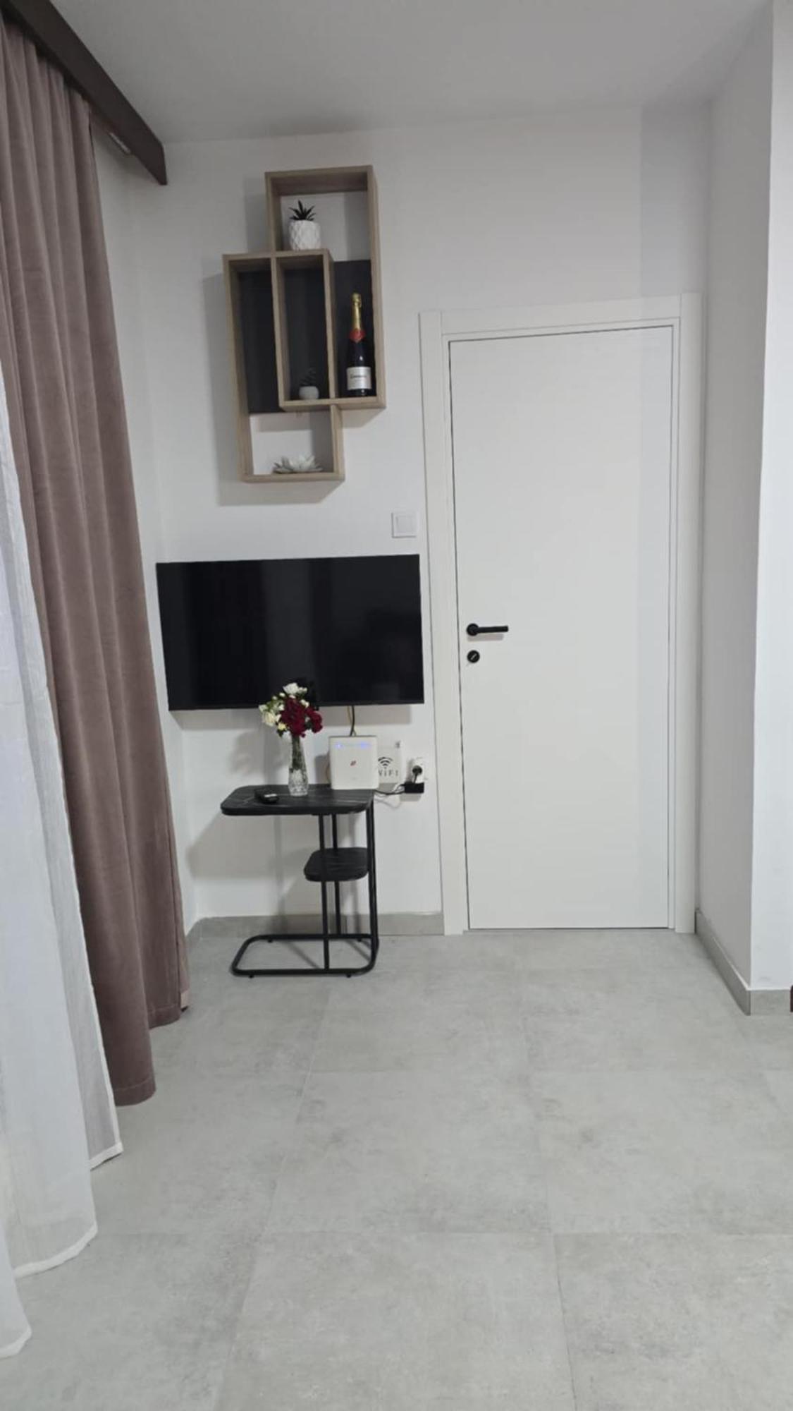 Apartment Panorama - Amazing Sea View, Newly Renovated Dugi Rat Kültér fotó